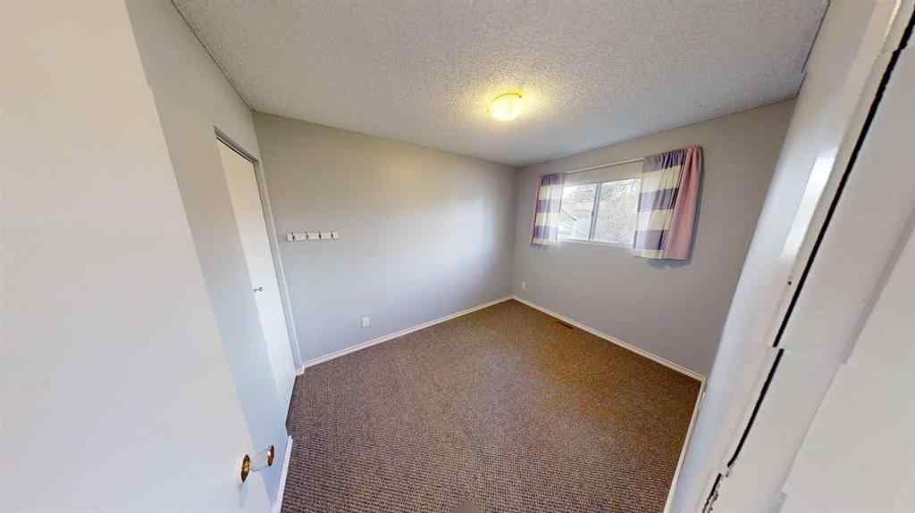 MLS® A2257229 - 9256 111 Avenue  in Mountview Grande Prairie, Rental
