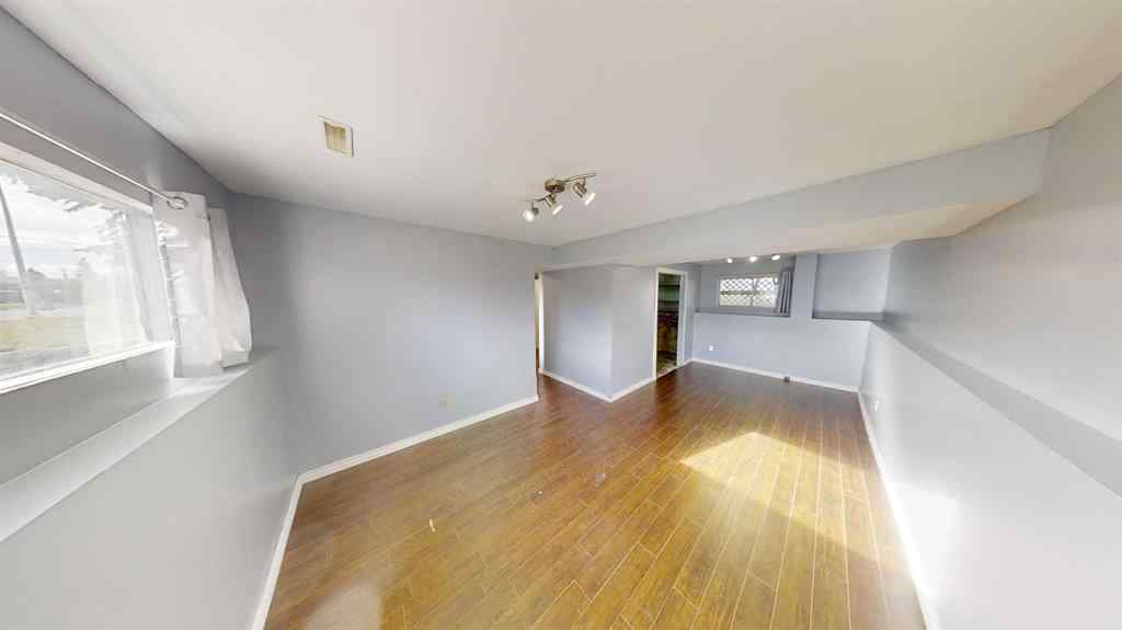 MLS® A2257229 - 9256 111 Avenue  in Mountview Grande Prairie, Rental