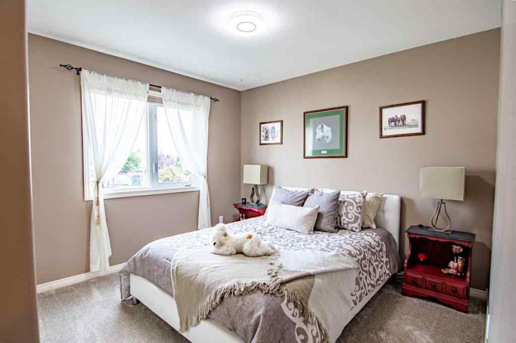 MLS® A2257232 - 51 Illingworth Close  in Inglewood West Red Deer, Residential