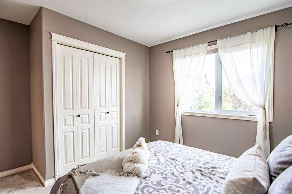 MLS® A2257232 - 51 Illingworth Close  in Inglewood West Red Deer, Residential