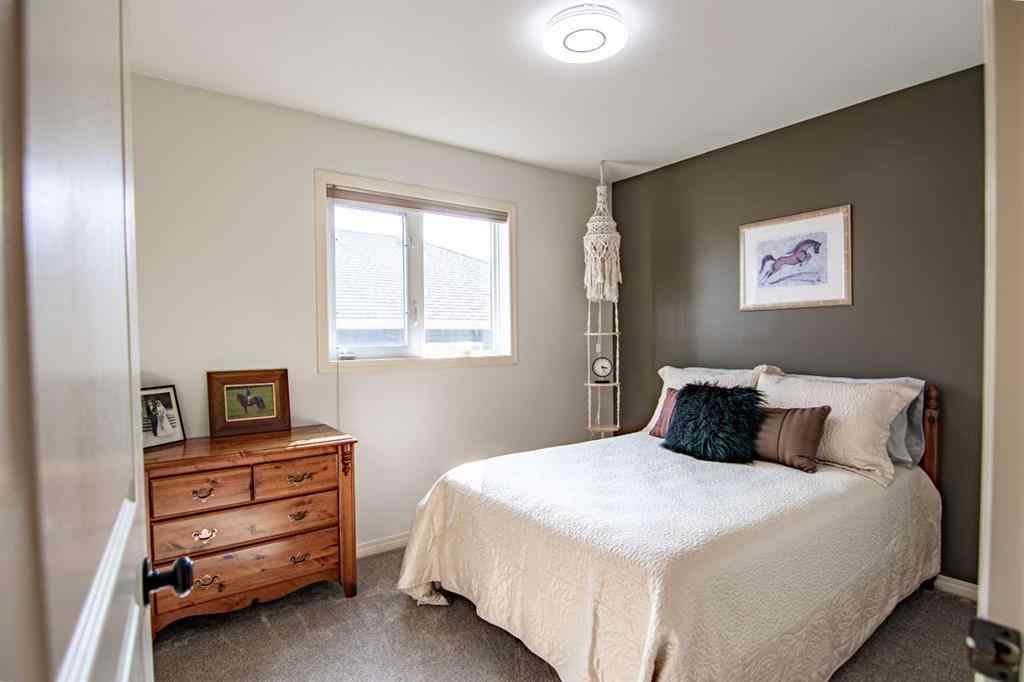 MLS® A2257232 - 51 Illingworth Close  in Inglewood West Red Deer, Residential