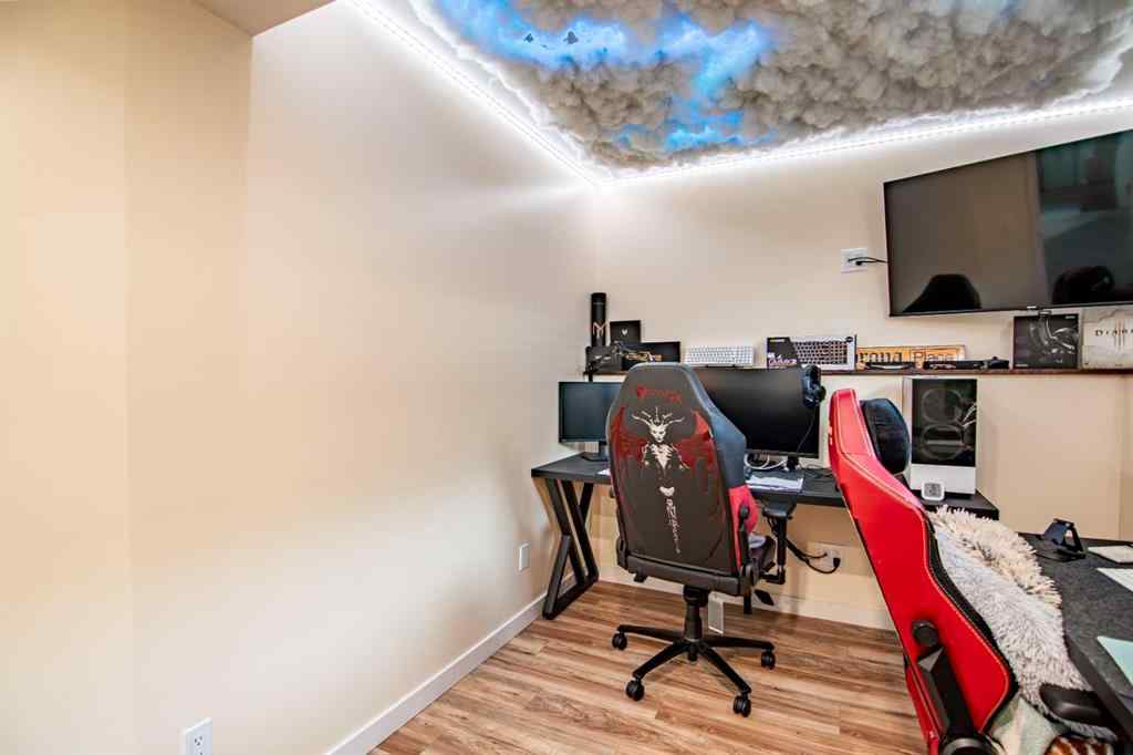 MLS® A2257232 - 51 Illingworth Close  in Inglewood West Red Deer, Residential