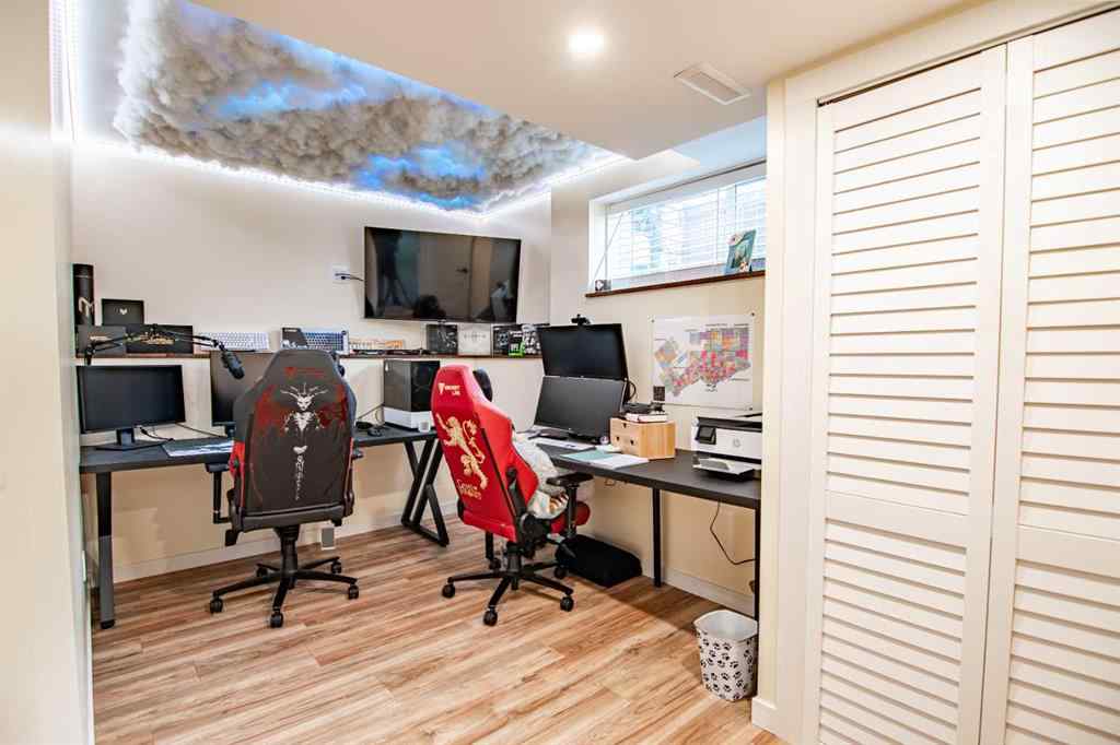 MLS® A2257232 - 51 Illingworth Close  in Inglewood West Red Deer, Residential