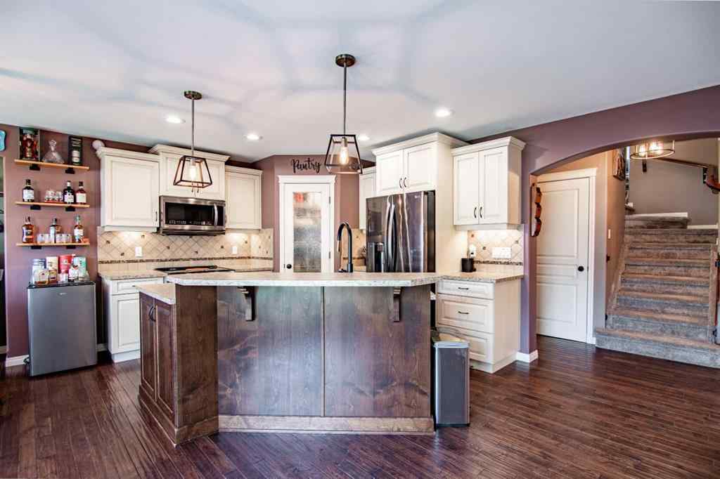 MLS® A2257232 - 51 Illingworth Close  in Inglewood West Red Deer, Residential