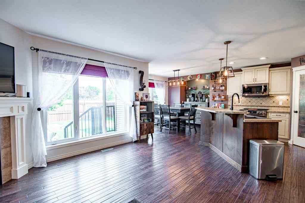 MLS® A2257232 - 51 Illingworth Close  in Inglewood West Red Deer, Residential