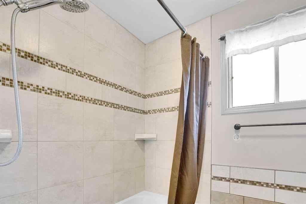 MLS® A2257238 - 63 Knight Place  in NONE Crossfield, Residential