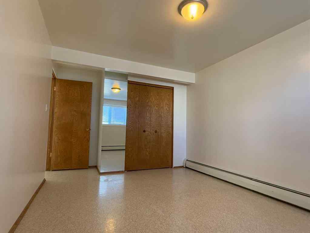 MLS® A2257239 - 220 3 Street S in NONE Vulcan, Residential