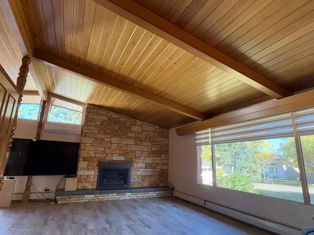 MLS® A2257239 - 220 3 Street S in NONE Vulcan, Residential