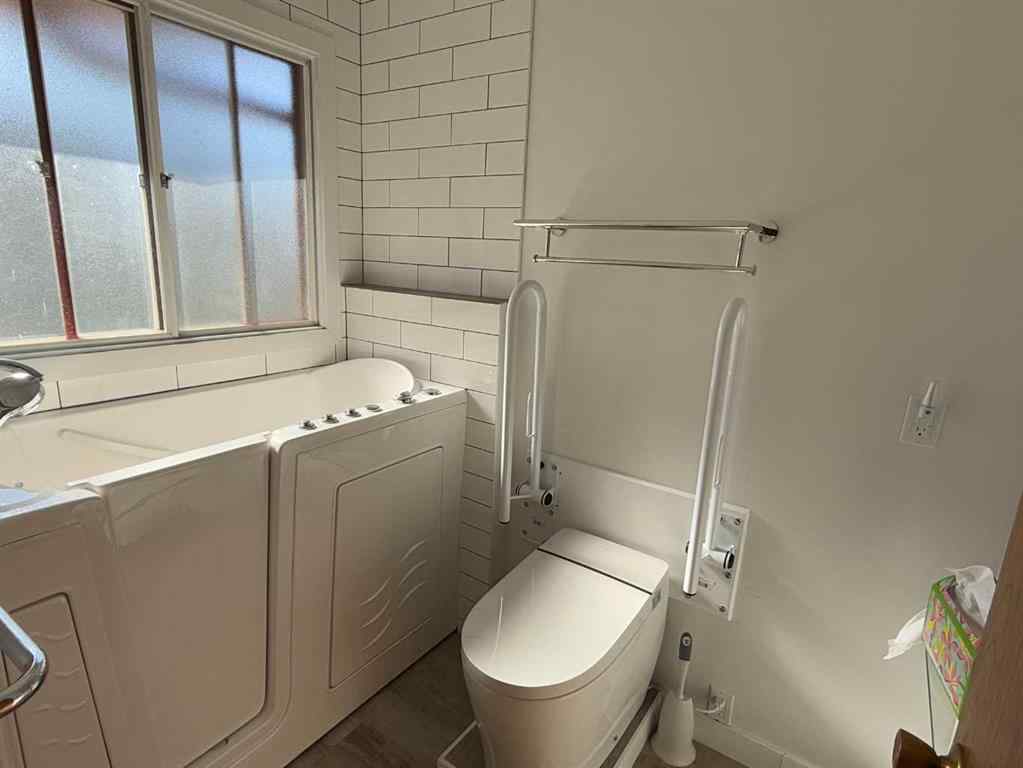 MLS® A2257239 - 220 3 Street S in NONE Vulcan, Residential