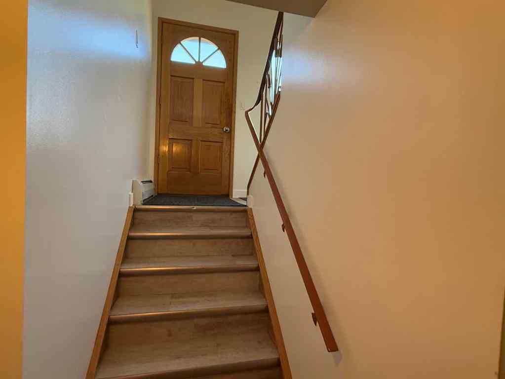 MLS® A2257239 - 220 3 Street S in NONE Vulcan, Residential