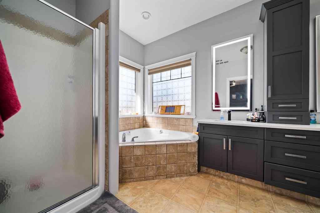 MLS® A2257240 - 133 Sunwood Crescent SW in SW Southridge Medicine Hat, Residential