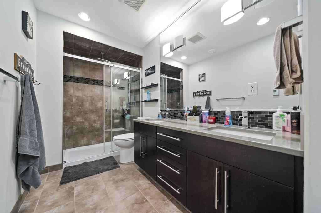 MLS® A2257240 - 133 Sunwood Crescent SW in SW Southridge Medicine Hat, Residential