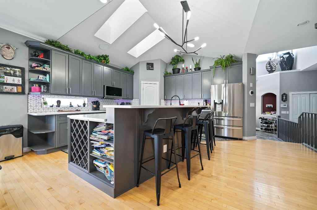 MLS® A2257240 - 133 Sunwood Crescent SW in SW Southridge Medicine Hat, Residential