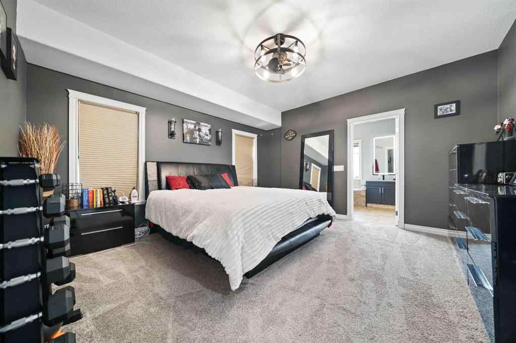 MLS® A2257240 - 133 Sunwood Crescent SW in SW Southridge Medicine Hat, Residential