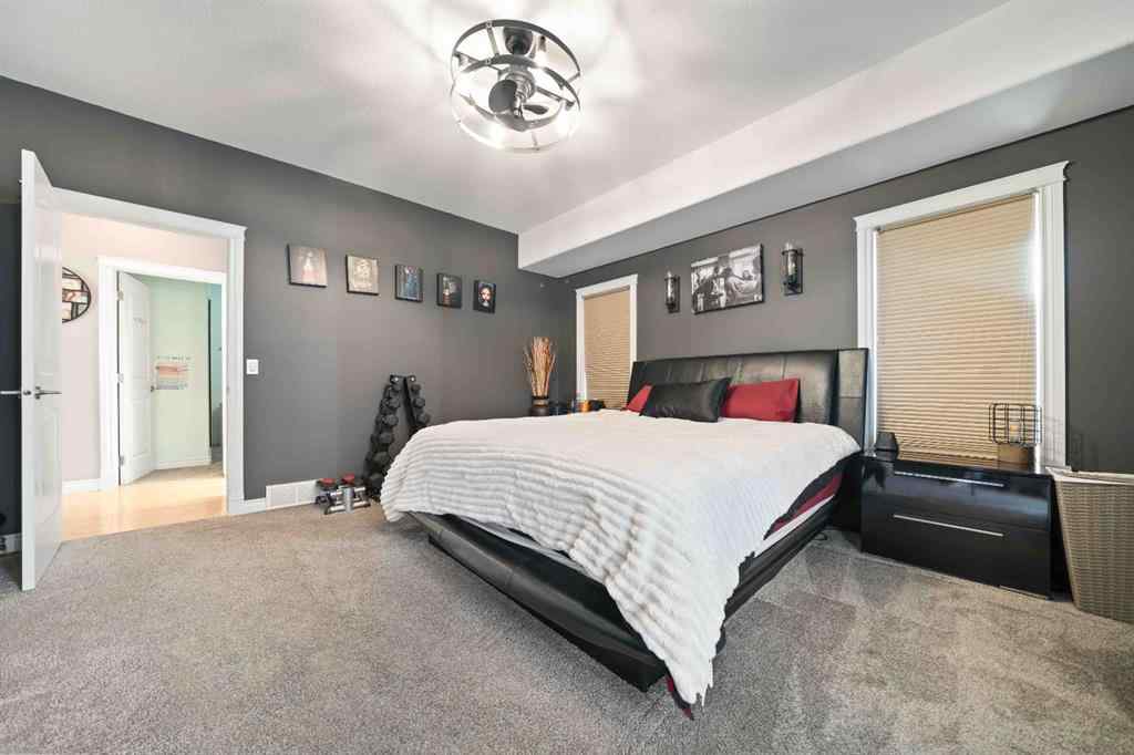 MLS® A2257240 - 133 Sunwood Crescent SW in SW Southridge Medicine Hat, Residential