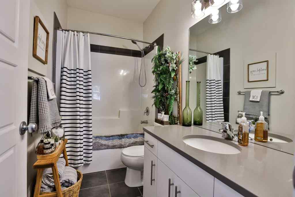 MLS® A2257241 - 35 Kensington Road W in Garry Station Lethbridge, Residential