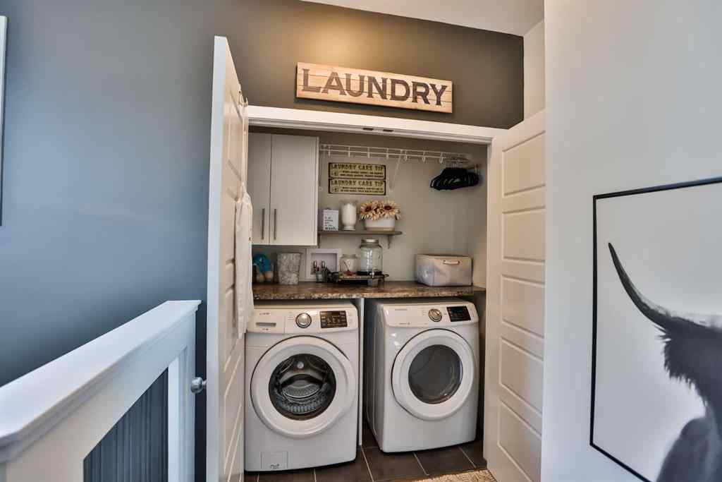 MLS® A2257241 - 35 Kensington Road W in Garry Station Lethbridge, Residential