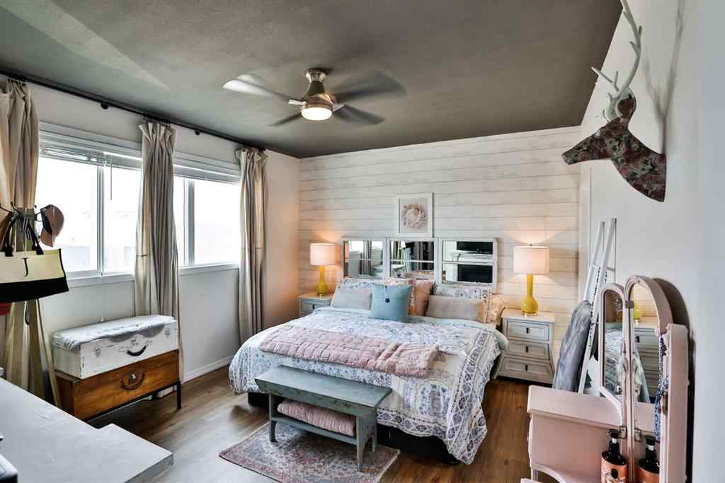 MLS® A2257241 - 35 Kensington Road W in Garry Station Lethbridge, Residential