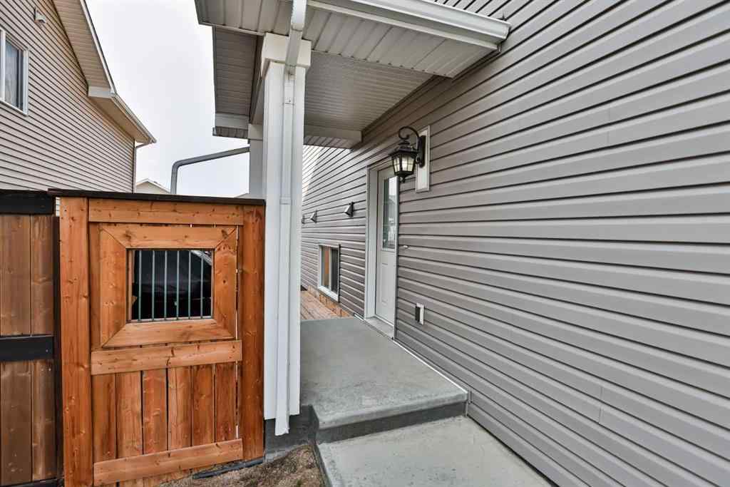 MLS® A2257241 - 35 Kensington Road W in Garry Station Lethbridge, Residential