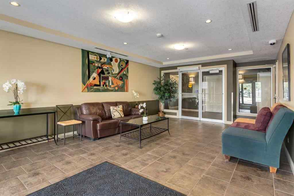 MLS® A2257244 - Unit #211 3111 34 Avenue NW in Varsity Calgary, Residential