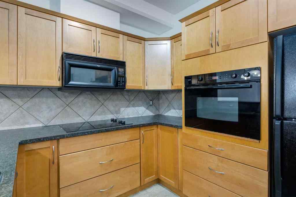 MLS® A2257244 - Unit #211 3111 34 Avenue NW in Varsity Calgary, Residential