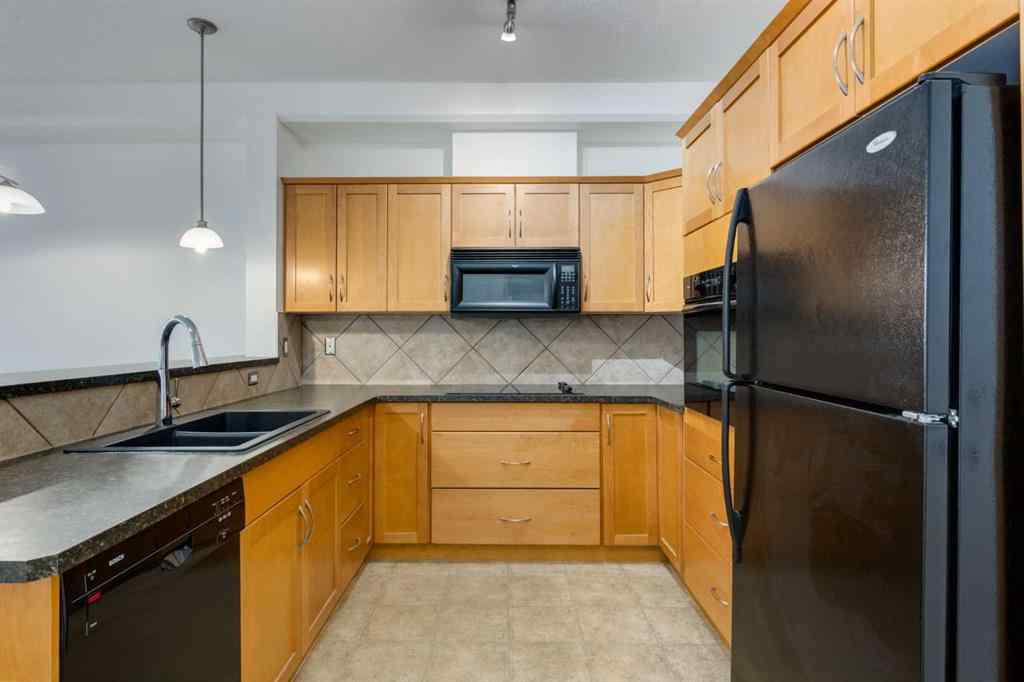 MLS® A2257244 - Unit #211 3111 34 Avenue NW in Varsity Calgary, Residential