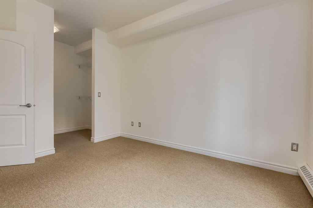 MLS® A2257244 - Unit #211 3111 34 Avenue NW in Varsity Calgary, Residential