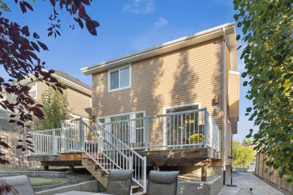 MLS® A2257246 - 453 River Heights Drive  in River Heights Cochrane, Residential