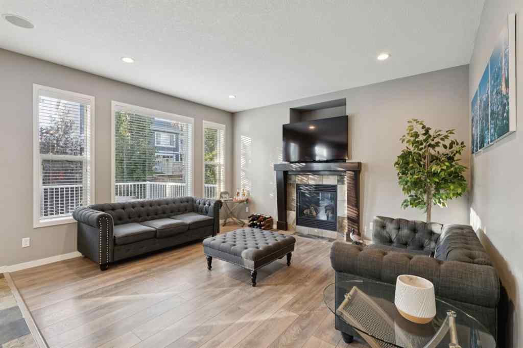MLS® A2257246 - 453 River Heights Drive  in River Heights Cochrane, Residential