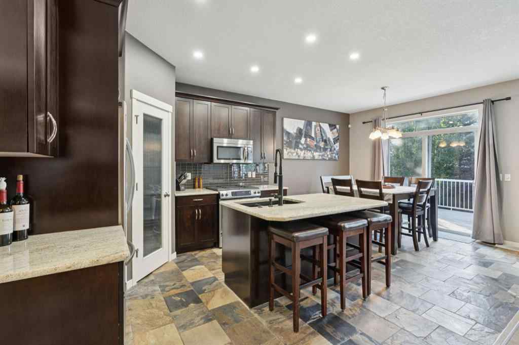 MLS® A2257246 - 453 River Heights Drive  in River Heights Cochrane, Residential