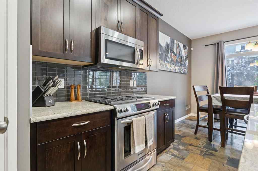 MLS® A2257246 - 453 River Heights Drive  in River Heights Cochrane, Residential