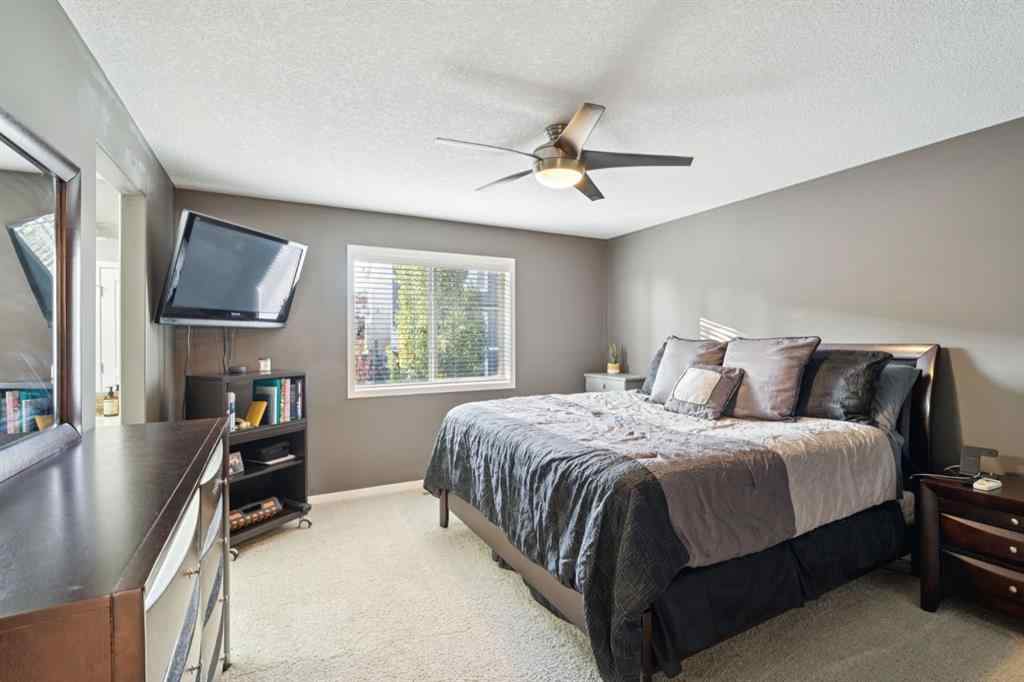 MLS® A2257246 - 453 River Heights Drive  in River Heights Cochrane, Residential