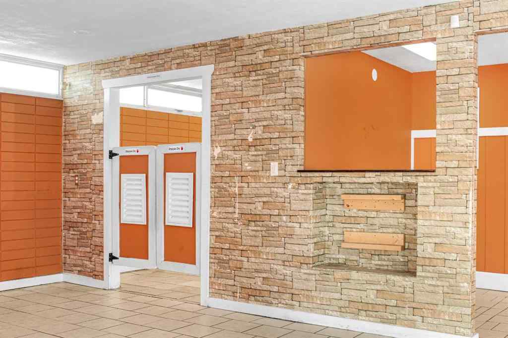 MLS® A2257247 - 10136 101 Avenue  in Central Business District Grande Prairie, Commercial