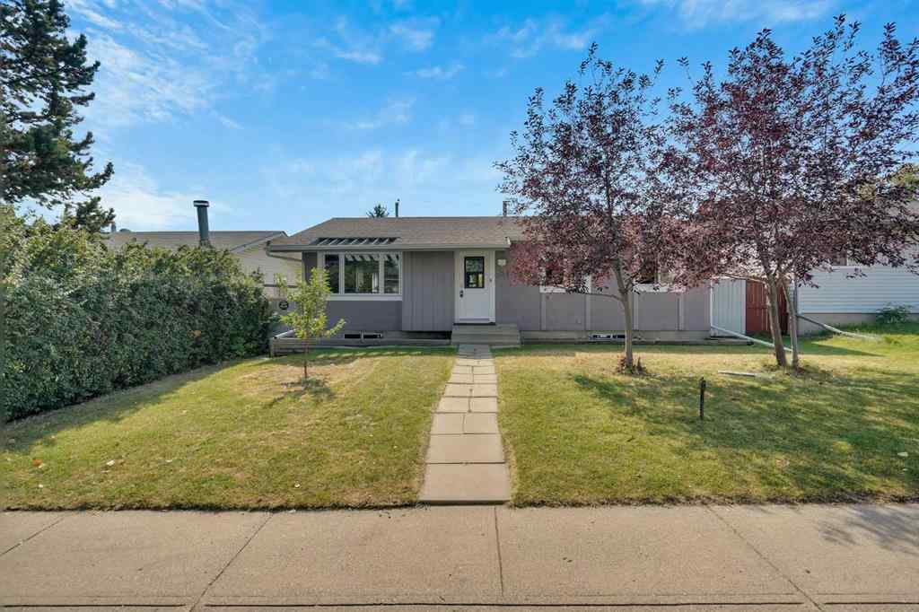 MLS® A2257249 - 208 Maddock Way NE in Marlborough Park Calgary, Residential