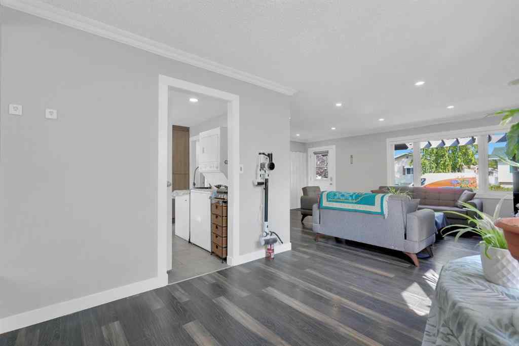 MLS® A2257249 - 208 Maddock Way NE in Marlborough Park Calgary, Residential