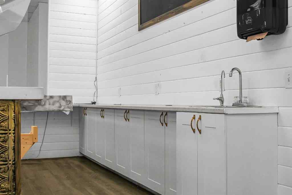 MLS® A2257250 - Unit #103 10635 West Side Drive  in Westside Park Grande Prairie, Commercial
