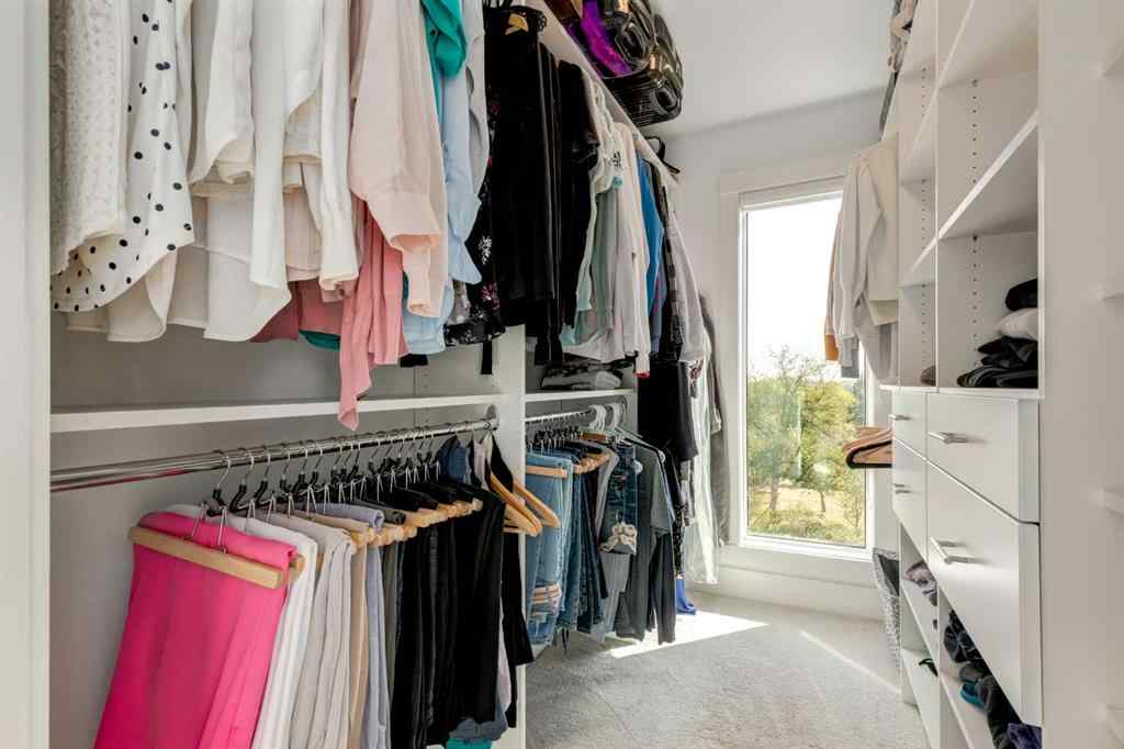 MLS® A2257252 - 27 Hendon Place NW in Highwood Calgary, Residential