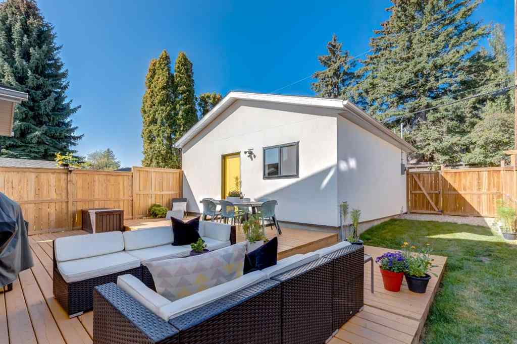 MLS® A2257252 - 27 Hendon Place NW in Highwood Calgary, Residential
