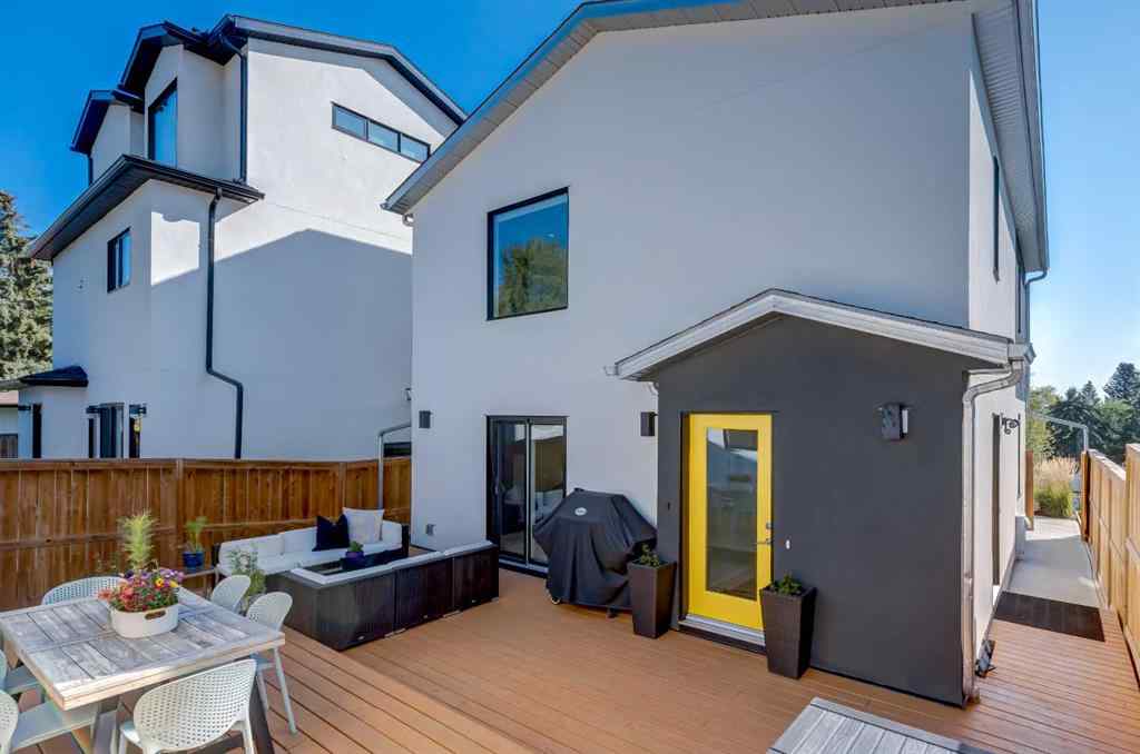 MLS® A2257252 - 27 Hendon Place NW in Highwood Calgary, Residential