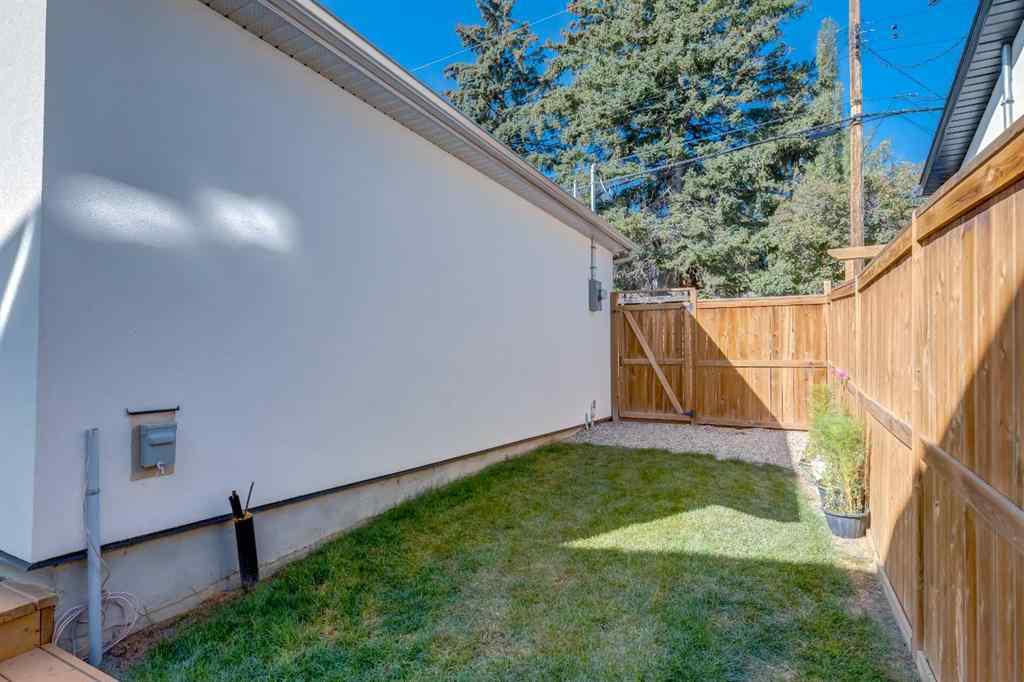 MLS® A2257252 - 27 Hendon Place NW in Highwood Calgary, Residential