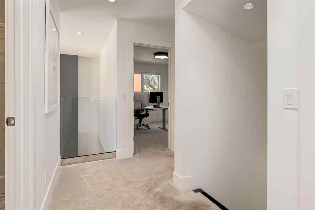 MLS® A2257252 - 27 Hendon Place NW in Highwood Calgary, Residential