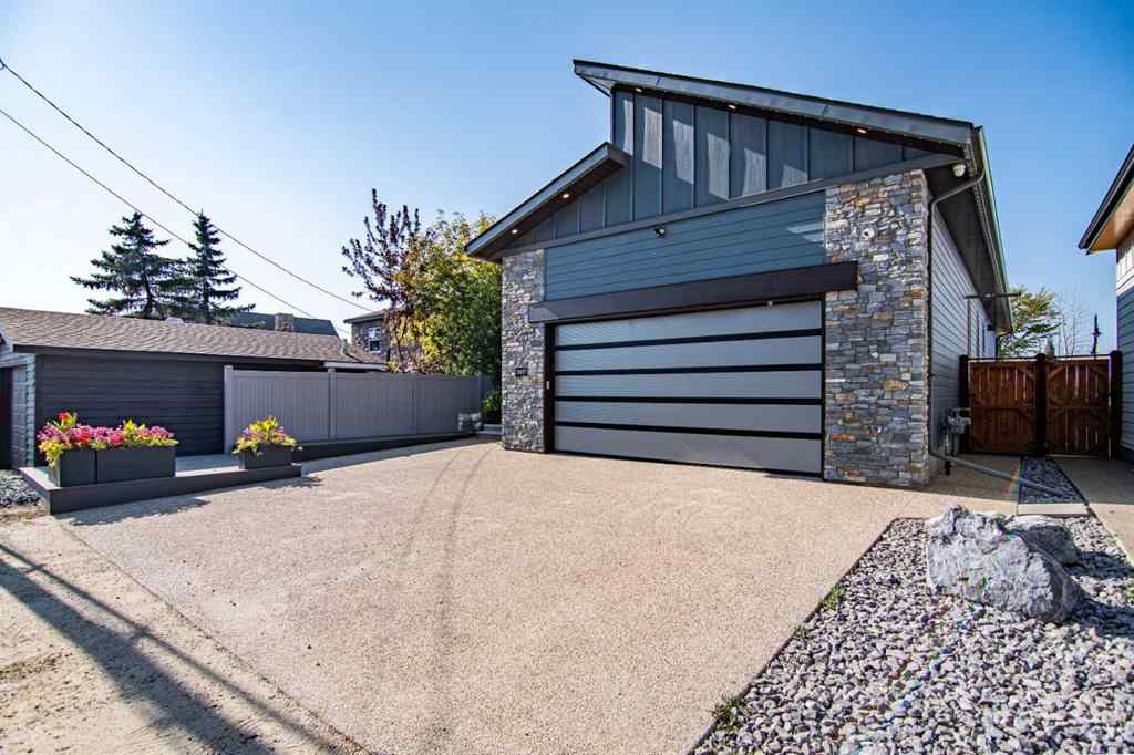 MLS® A2257255 - 3417 Lakeshore Drive  in Cottage Area Sylvan Lake, Residential