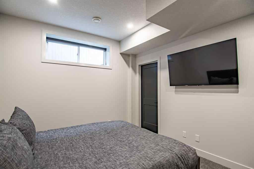 MLS® A2257255 - 3417 Lakeshore Drive  in Cottage Area Sylvan Lake, Residential