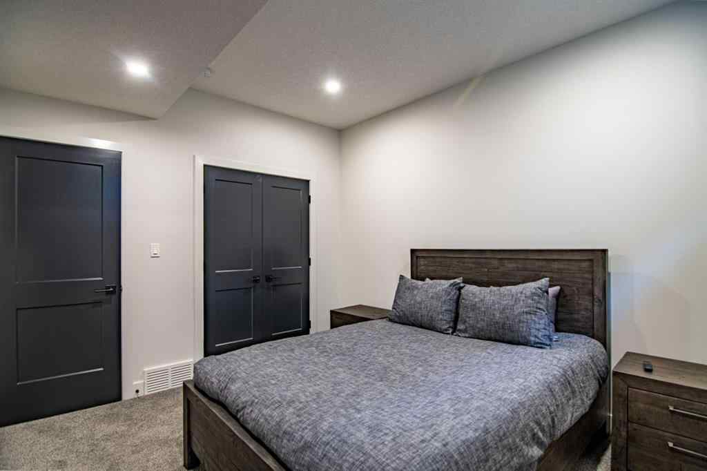 MLS® A2257255 - 3417 Lakeshore Drive  in Cottage Area Sylvan Lake, Residential