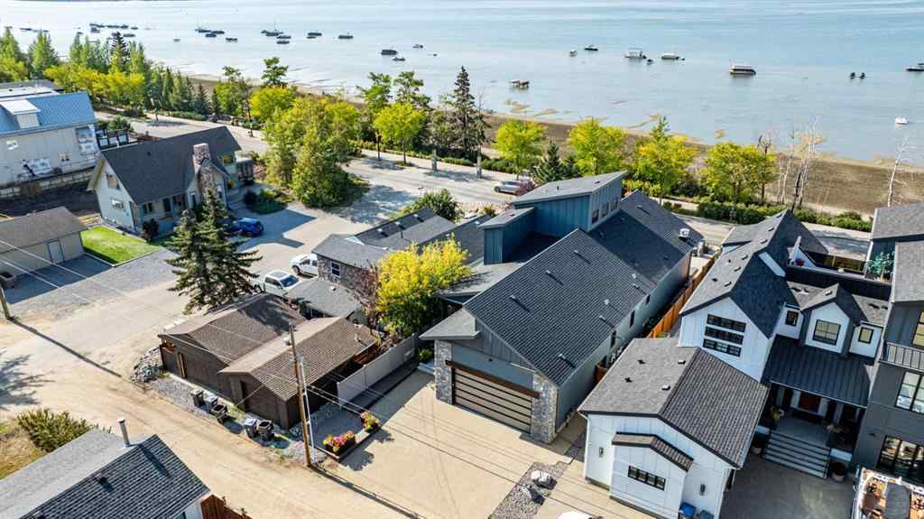 MLS® A2257255 - 3417 Lakeshore Drive  in Cottage Area Sylvan Lake, Residential