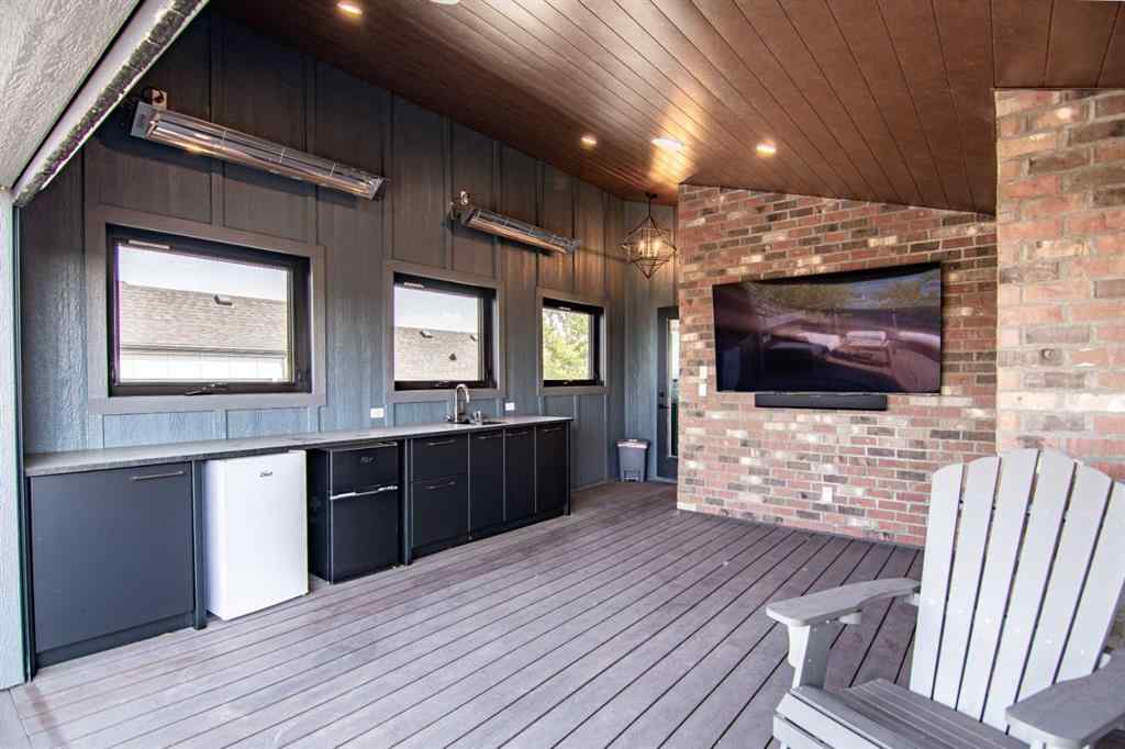 MLS® A2257255 - 3417 Lakeshore Drive  in Cottage Area Sylvan Lake, Residential