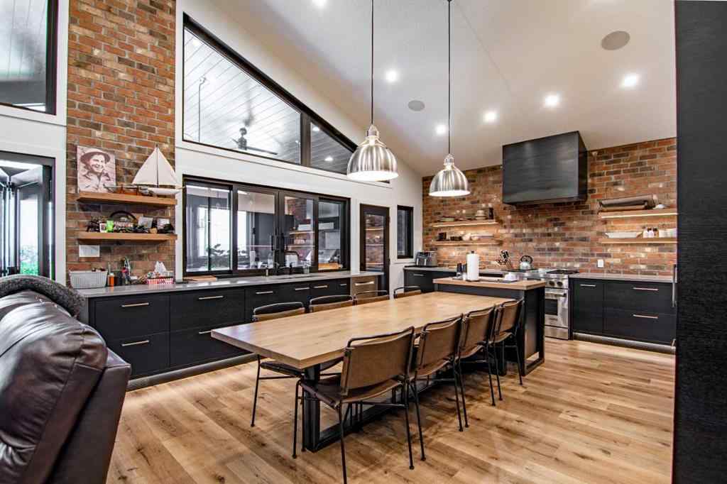 MLS® A2257255 - 3417 Lakeshore Drive  in Cottage Area Sylvan Lake, Residential