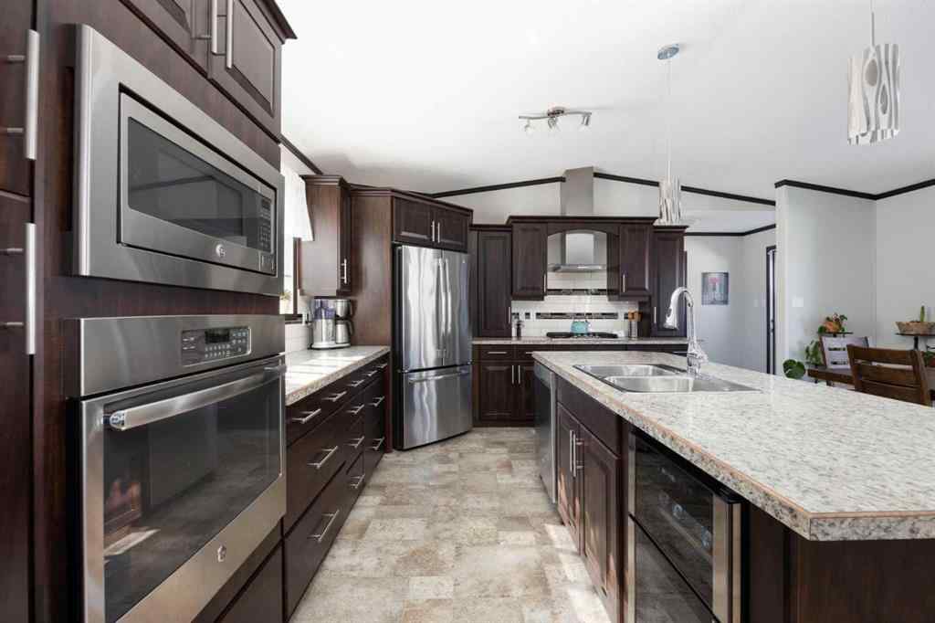 MLS® A2257259 - 341 Mckinlay Crescent  in Timberlea Fort McMurray, Residential