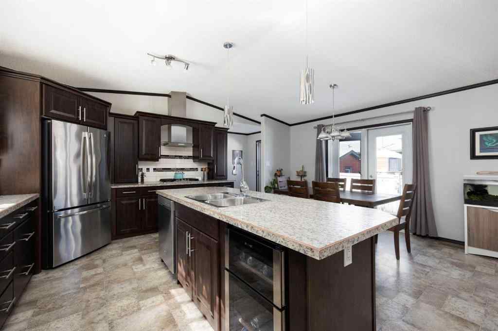 MLS® A2257259 - 341 Mckinlay Crescent  in Timberlea Fort McMurray, Residential