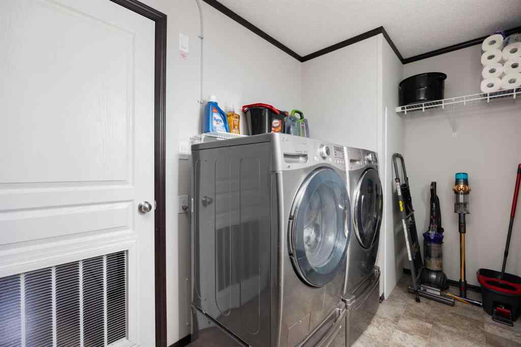 MLS® A2257259 - 341 Mckinlay Crescent  in Timberlea Fort McMurray, Residential